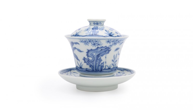 無名青花怪石花卉纹盖碗